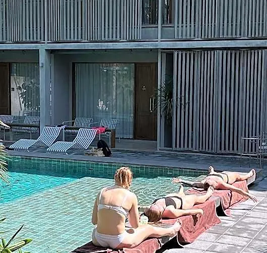 Sunkiss Hotel 3*